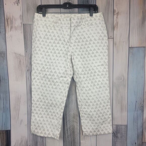 Loft Riviera Capri Pants White Gray Triangle Print Size 8P - Picture 1 of 7